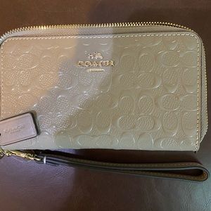 Coach Double Zip wristlet. New without tags